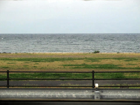 指宿枕崎線から望む錦江湾