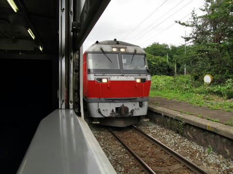 DF200-58＠仁山駅