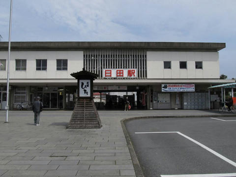 日田駅駅舎